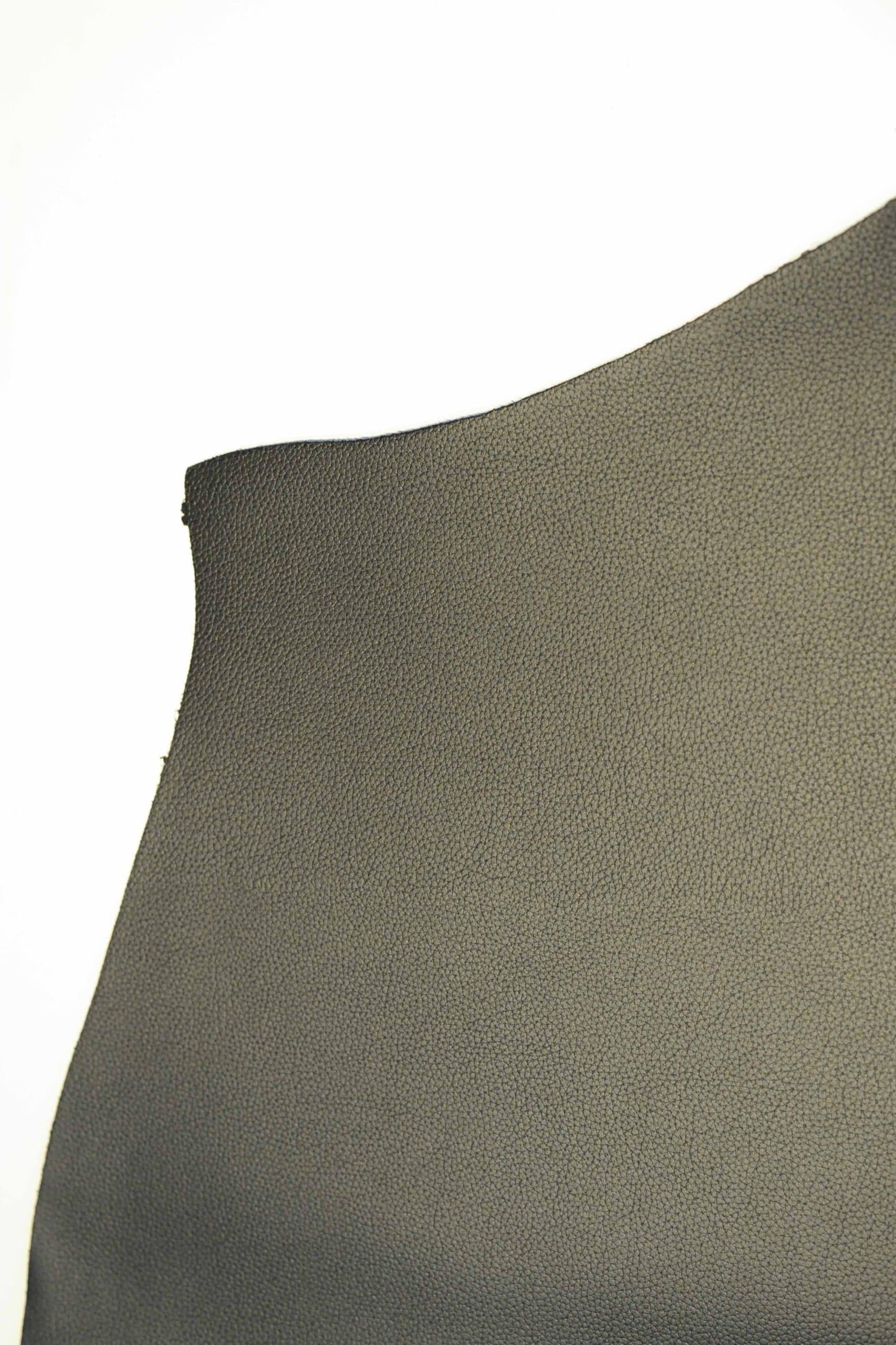 Leather for sneakers / shoes / footwear